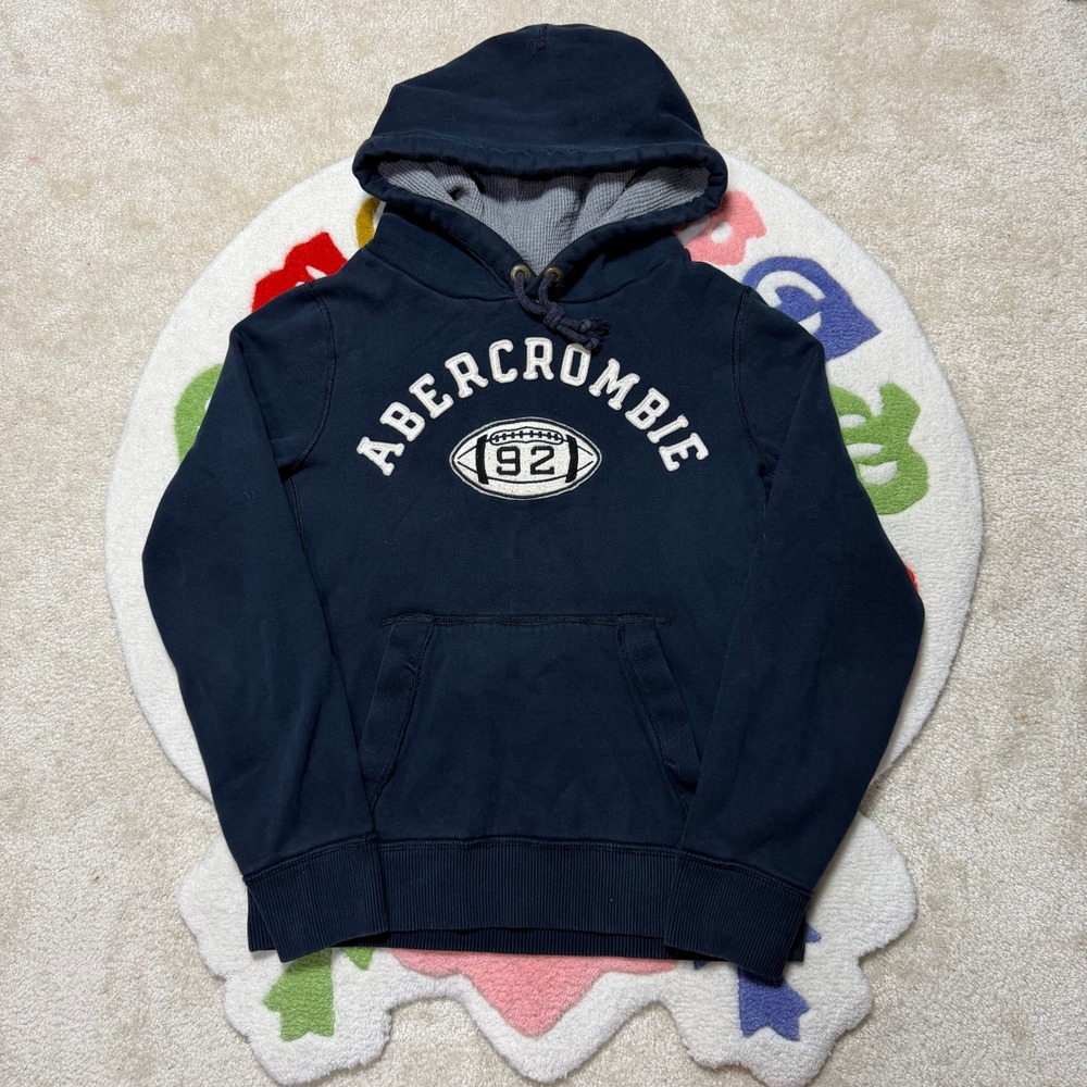 Abercrombie & Fitch Mens Medium Navy Blue Muscle Fit Football Graphic Hoodie